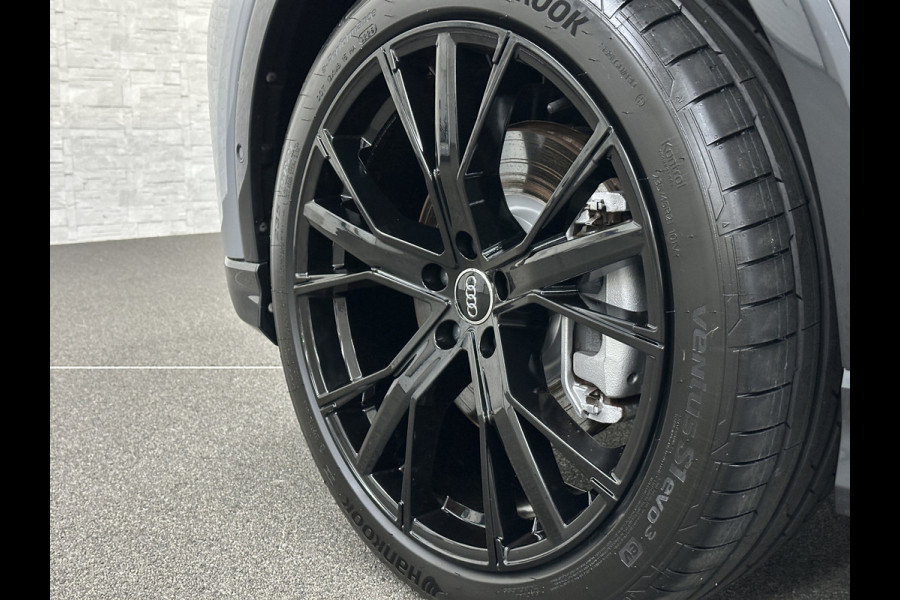 Audi Q4 Sportback e-tron 40 S-Line 77 kWh | Sportstoelen | SOH 98,5 % | H-Leder | ACC | Lane ass. | Virtual + | Black-Optic | Stoelverwarming | 5x Q4 OP VOORRAAD! | Camera | Matrix-Led | Getint Glas | Zwarte Hemelbekleding | MMi+ | 3-Zone Clima | Bovag Garantie |