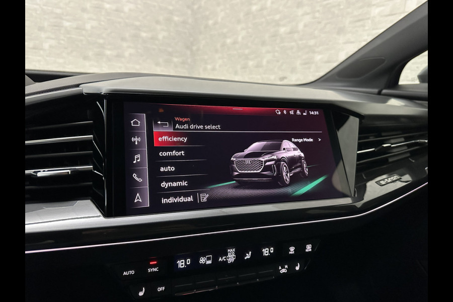 Audi Q4 Sportback e-tron 40 S-Line 77 kWh | Sportstoelen | SOH 98,5 % | H-Leder | ACC | Lane ass. | Virtual + | Black-Optic | Stoelverwarming | 5x Q4 OP VOORRAAD! | Camera | Matrix-Led | Getint Glas | Zwarte Hemelbekleding | MMi+ | 3-Zone Clima | Bovag Garantie |