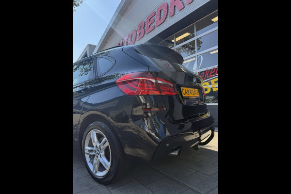 BMW 2 Serie Active Tourer 218i M- Sport - Navigatie I Airco I Sport pakket I LED I PDC I Trekhaak I Dealer onderhouden