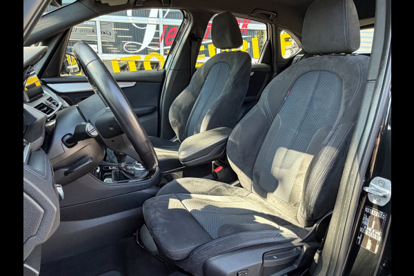 BMW 2 Serie Active Tourer 218i M- Sport - Navigatie I Airco I Sport pakket I LED I PDC I Trekhaak I Dealer onderhouden