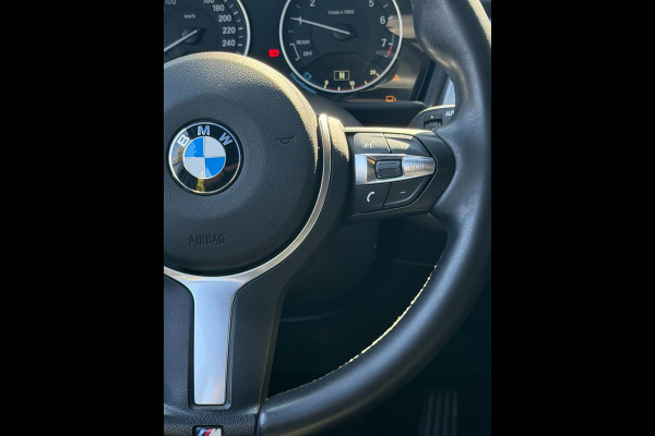 BMW 2 Serie Active Tourer 218i M- Sport - Navigatie I Airco I Sport pakket I LED I PDC I Trekhaak I Dealer onderhouden