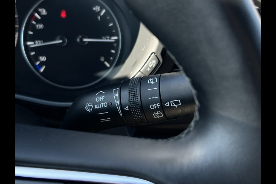 Mazda 3 2.0 e-SkyActiv-X M Hybrid 186 Luxury | Bose Audio | ACC | 360 Camera | LED