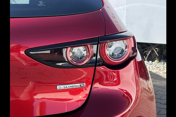 Mazda 3 2.0 e-SkyActiv-X M Hybrid 186 Luxury | Bose Audio | ACC | 360 Camera | LED