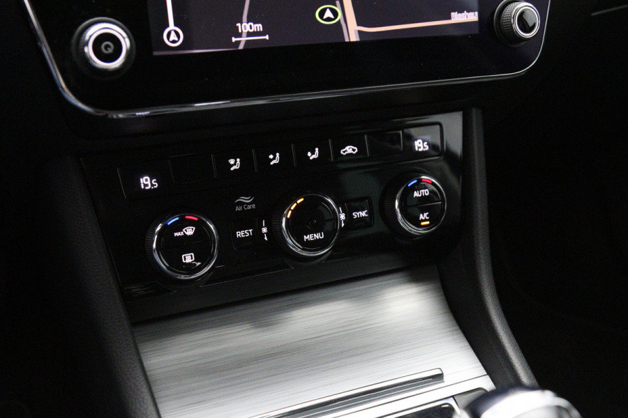 Škoda Superb Combi 1.4 TSI iV Business 218 PK Edition Plus PHEV, Climate Control, Adap. Cruise Control, Carplay,