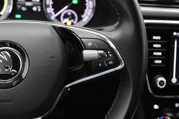 Škoda Superb Combi 1.4 TSI iV Business 218 PK Edition Plus PHEV, Climate Control, Adap. Cruise Control, Carplay,