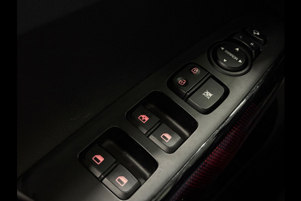 Kia Picanto Automaat | Ferrari Rood | Panoramadak | Navi | LED | Stoelverwarming uniek