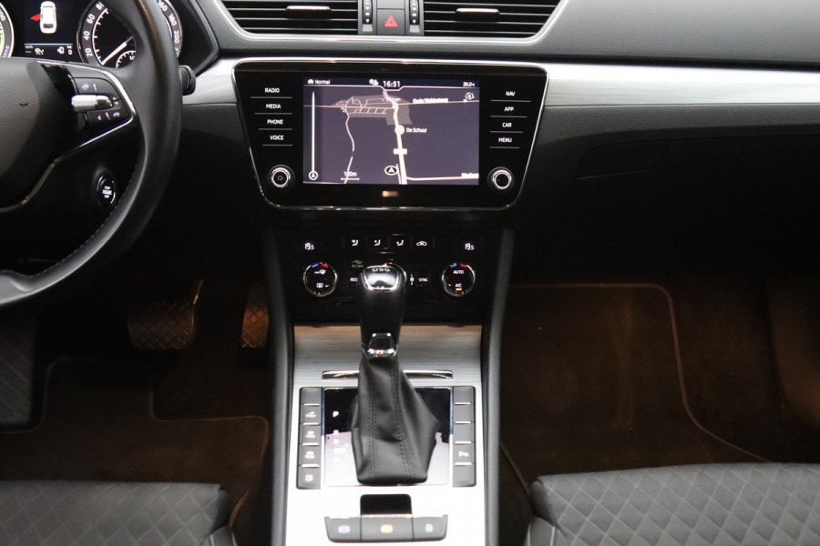 Škoda Superb Combi 1.4 TSI iV Business 218 PK Edition Plus PHEV, Climate Control, Adap. Cruise Control, Carplay,