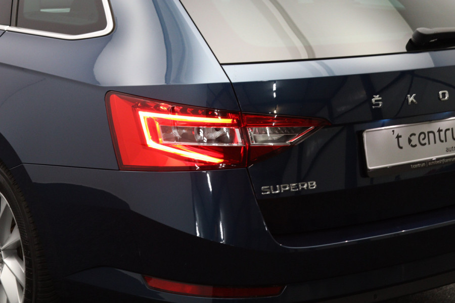Škoda Superb Combi 1.4 TSI iV Business 218 PK Edition Plus PHEV, Climate Control, Adap. Cruise Control, Carplay,