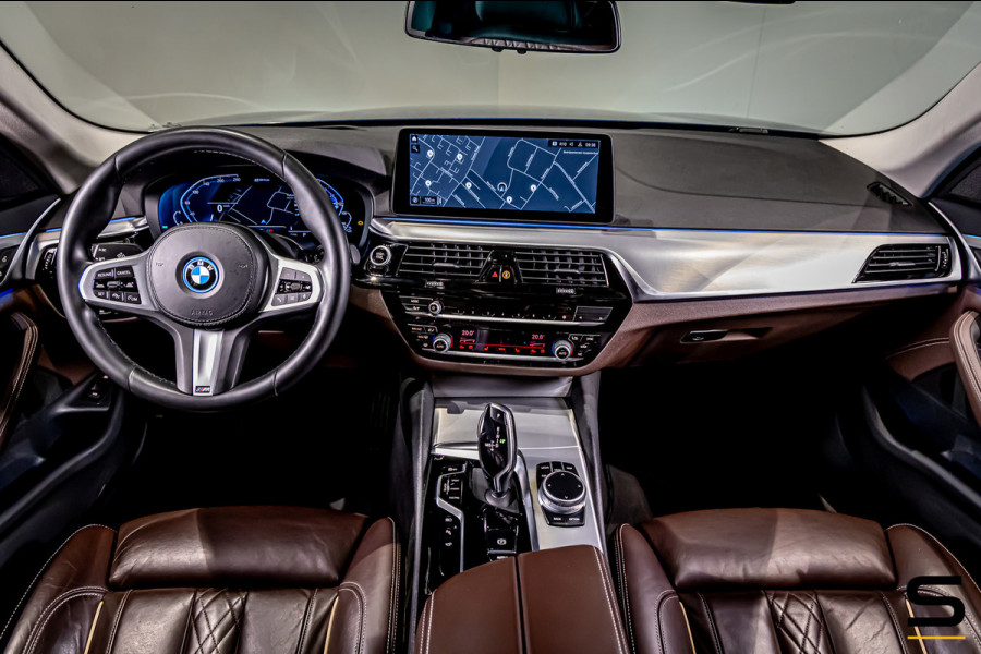 BMW 5 Serie Touring 530e|Cam|Pano|Comfort|HUD|Acc+|Nappa|APK