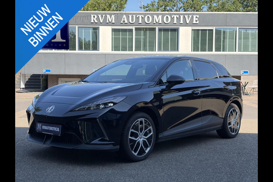 MG Mg4 electric Luxury 64 kWh LONG RANGE | SOH 97% | 8000KM |  360° CAMERA | STOEL & STUURVERWARMING | 7 JAAR MG GARANTIE T/M 02-2031 | ELEKTRISCHE STOEL | DODEHOEK SENSOR | ADAPTIVE CRUISE CONTROL|