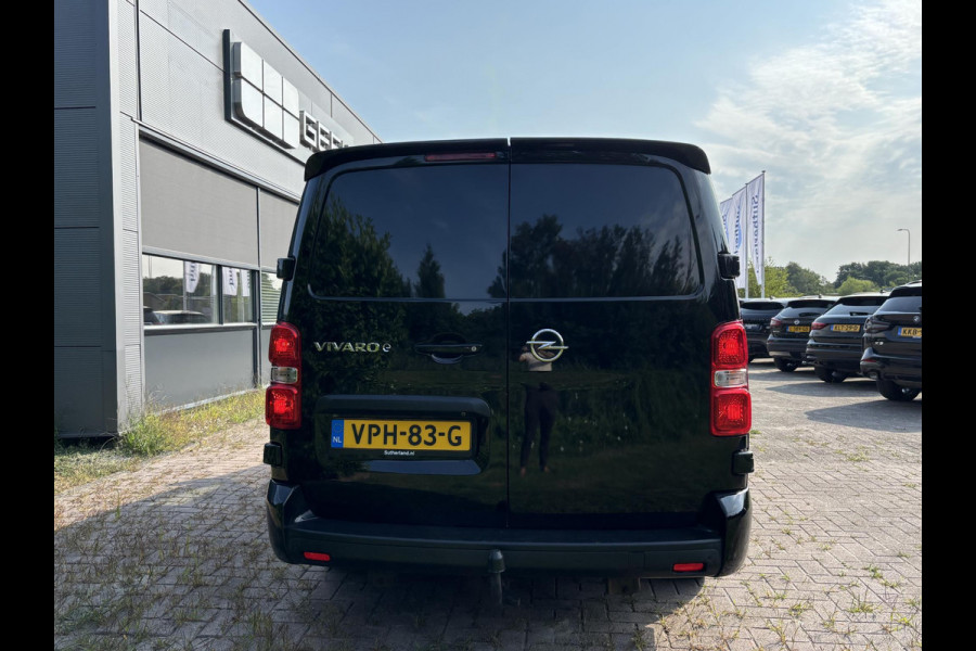 Opel Vivaro-e L3H1 Innovation DC 75 kWh | 329 km WLTP | Dubbele Schuifdeur | Camera | Trekhaak | CarPlay | Navi | 17" LMV