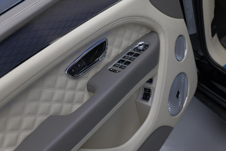Bentley Bentayga 3.0 V6 Hybrid |Naim|Panorama|Carbon|BTW|