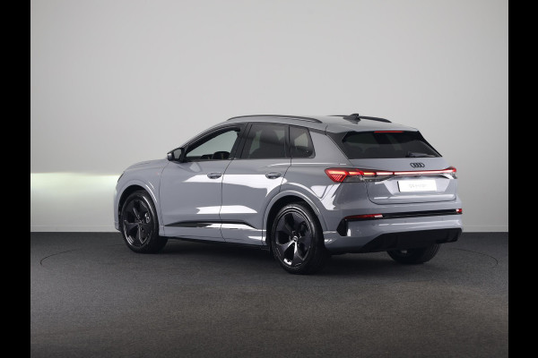 Audi Q4 e-tron S edition 82 KWh 286 pk | Optiekpakket zwart-glanzend | Privacy glas | Trekhaak | Leder/stof interieur |