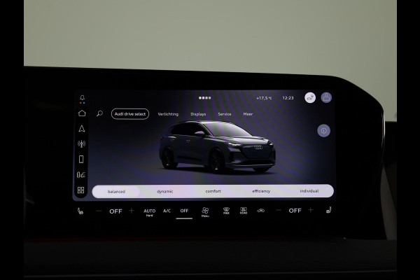Audi Q4 e-tron S edition Quattro 82KWh 340 pk | Techniekpakket Pro | elektrische stoelen | Glazen panoramadak | head-up display  |