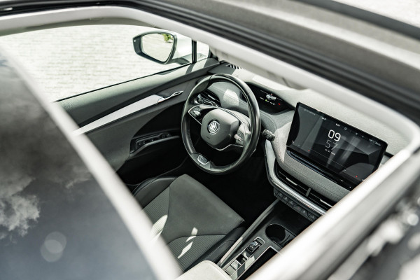 Škoda Enyaq iV 80 | Panoramadak | Warmtepomp | SOH 88%