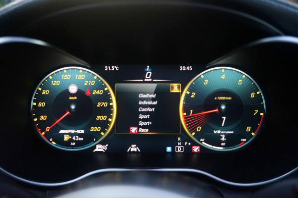 Mercedes-Benz C-Klasse C63S AMG 63 S Estate Ceramic/Pano/Carbon/Track/510PK/26DKM