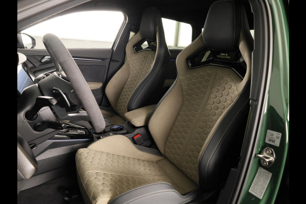 Audi RS3 Sportback Competition Limited 2.5 FSI 295 kW / 400 PK SB | 586 / 750  gelimiteerde oplage | Audi Exclusive Malachite Green | Panoramadak | Sonos | HUD |