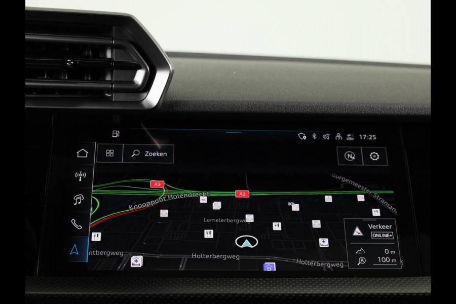 Audi RS3 Sportback Competition Limited 2.5 FSI 295 kW / 400 PK SB | 586 / 750  gelimiteerde oplage | Audi Exclusive Malachite Green | Panoramadak | Sonos | HUD |