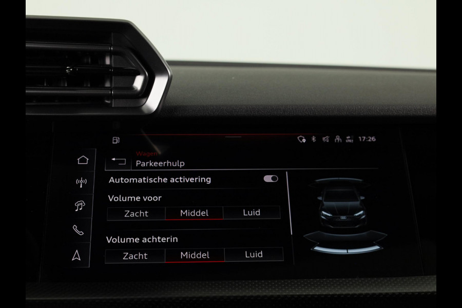 Audi RS3 Sportback Competition Limited 2.5 FSI 295 kW / 400 PK SB | 586 / 750  gelimiteerde oplage | Audi Exclusive Malachite Green | Panoramadak | Sonos | HUD |
