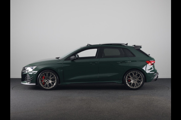 Audi RS3 Sportback Competition Limited 2.5 FSI 295 kW / 400 PK SB | 586 / 750  gelimiteerde oplage | Audi Exclusive Malachite Green | Panoramadak | Sonos | HUD |