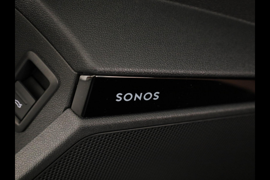 Audi RS3 Sportback Competition Limited 2.5 FSI 295 kW / 400 PK SB | 586 / 750  gelimiteerde oplage | Audi Exclusive Malachite Green | Panoramadak | Sonos | HUD |