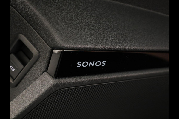 Audi RS3 Sportback Competition Limited 2.5 FSI 295 kW / 400 PK SB | 586 / 750  gelimiteerde oplage | Audi Exclusive Malachite Green | Panoramadak | Sonos | HUD |