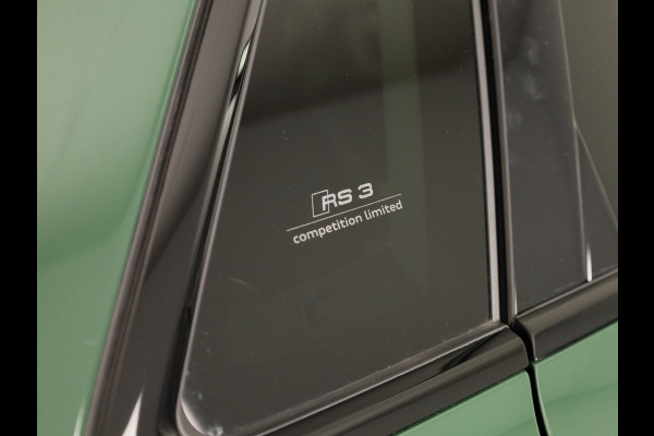 Audi RS3 Sportback Competition Limited 2.5 FSI 295 kW / 400 PK SB | 586 / 750  gelimiteerde oplage | Audi Exclusive Malachite Green | Panoramadak | Sonos | HUD |