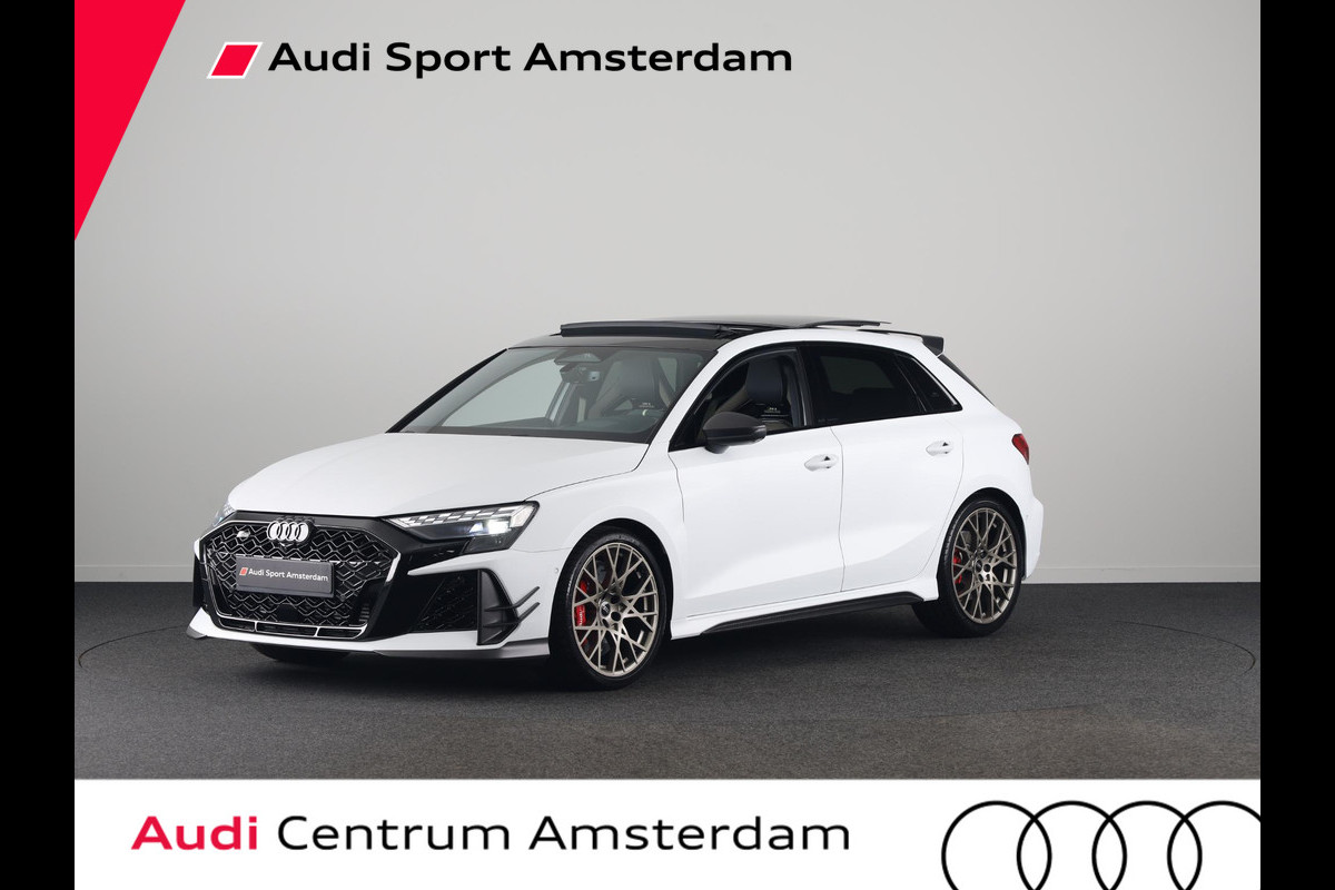 Audi RS3 Sportback Competition Limited 2.5 TFSI 295 kW / 400 PK SB | 599 / 750  gelimiteerde oplage | Audi Exclusive Matte Gletsjerwit | Panoramadak | Sonos | HUD |