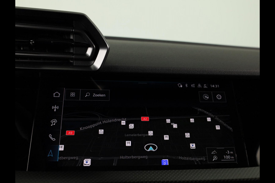 Audi RS3 Sportback Competition Limited 2.5 TFSI 295 kW / 400 PK SB | 599 / 750  gelimiteerde oplage | Audi Exclusive Matte Gletsjerwit | Panoramadak | Sonos | HUD |