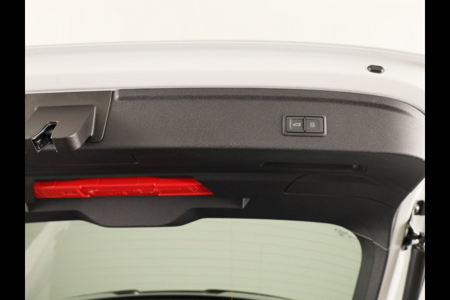 Audi RS3 Sportback Competition Limited 2.5 TFSI 295 kW / 400 PK SB | 599 / 750  gelimiteerde oplage | Audi Exclusive Matte Gletsjerwit | Panoramadak | Sonos | HUD |