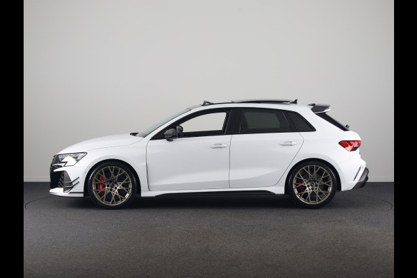 Audi RS3 Sportback Competition Limited 2.5 TFSI 295 kW / 400 PK SB | 599 / 750  gelimiteerde oplage | Audi Exclusive Matte Gletsjerwit | Panoramadak | Sonos | HUD |