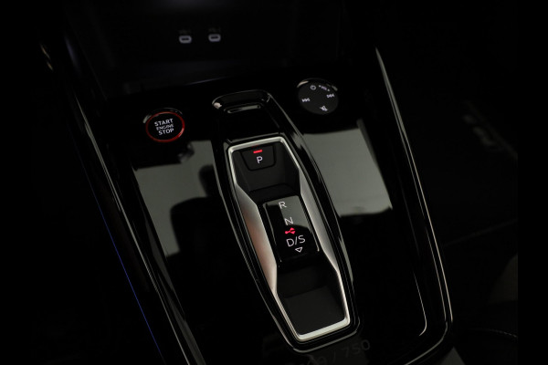 Audi RS3 Sportback Competition Limited 2.5 TFSI 295 kW / 400 PK SB | 599 / 750  gelimiteerde oplage | Audi Exclusive Matte Gletsjerwit | Panoramadak | Sonos | HUD |