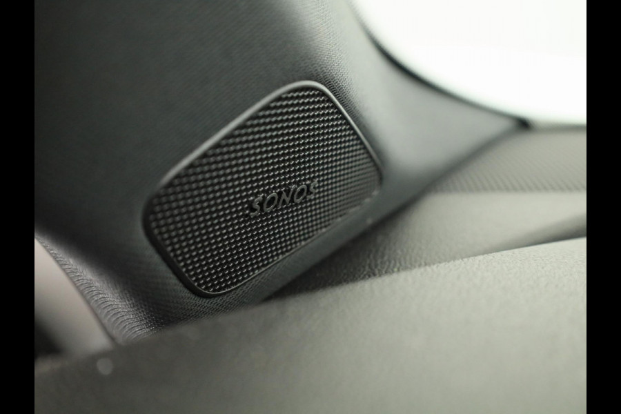 Audi RS3 Sportback Competition Limited 2.5 TFSI 295 kW / 400 PK SB | 599 / 750  gelimiteerde oplage | Audi Exclusive Matte Gletsjerwit | Panoramadak | Sonos | HUD |