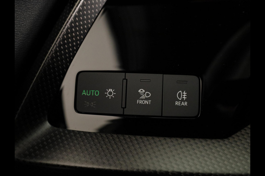 Audi RS3 Sportback Competition Limited 2.5 TFSI 295 kW / 400 PK SB | 599 / 750  gelimiteerde oplage | Audi Exclusive Matte Gletsjerwit | Panoramadak | Sonos | HUD |