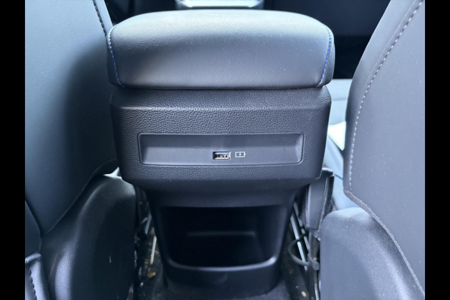 MG Mg4 electric Luxury 64 kWh LONG RANGE | SOH 95% | 15.000KM | 360° CAMERA | STOEL & STUURVERWARMING | 7 JAAR MG GARANTIE T/M 07-2031 | ELEKTRISCHE STOEL | DODEHOEK SENSOR | ADAPTIVE CRUISE CONTROL|