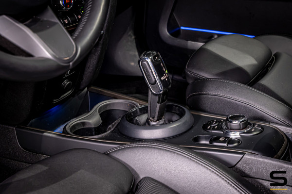 MINI Countryman 1.5 Cooper|Pano|Cam|H&K|E-stoel|Leder|Dealer