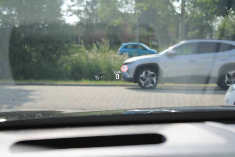 Ford Explorer Select Extended Range AWD 79 kWh | Adaptive Cruise Control | Stuur + Stoelverwarming | HUD | BLISS |