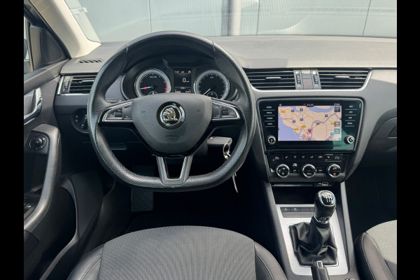 Škoda Octavia Combi 1.0 TSI Business * Parkeersensoren * Navigatie * Stoelverwarming *