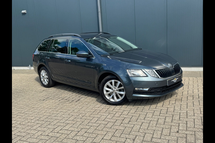 Škoda Octavia Combi 1.0 TSI Business * Parkeersensoren * Navigatie * Stoelverwarming *