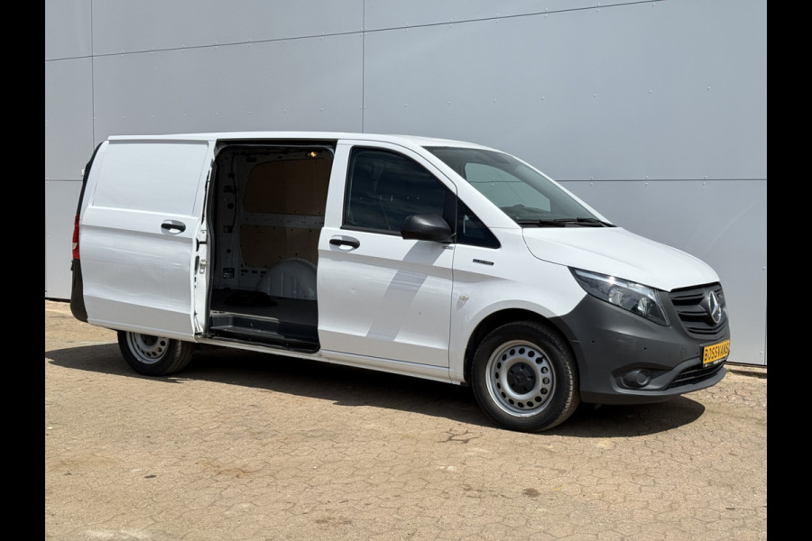 Mercedes-Benz eVito 112 66kWh L2 Elektrisch 96,3% (SOH) 280km WLTP Climate Control Cruise Control Carplay Camera Stoelverwarming Parkeersensoren