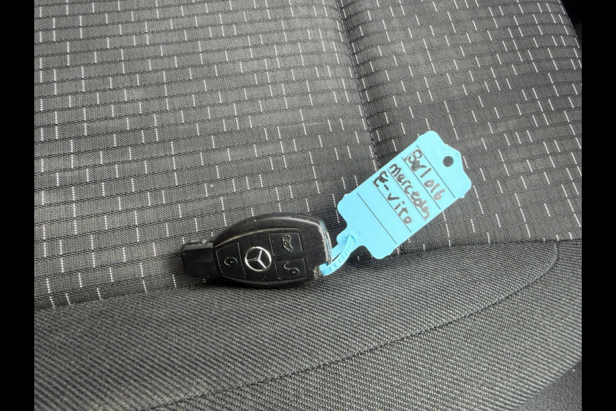 Mercedes-Benz eVito 112 66kWh L2 Elektrisch 96,3% (SOH) 280km WLTP Climate Control Cruise Control Carplay Camera Stoelverwarming Parkeersensoren