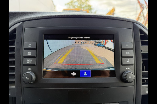 Mercedes-Benz eVito 112 66 kWh 280km WLTP 97% (SOH) Snelladen L2H1 Climate Control Cruise Control Carplay Camera Stoelverwarming