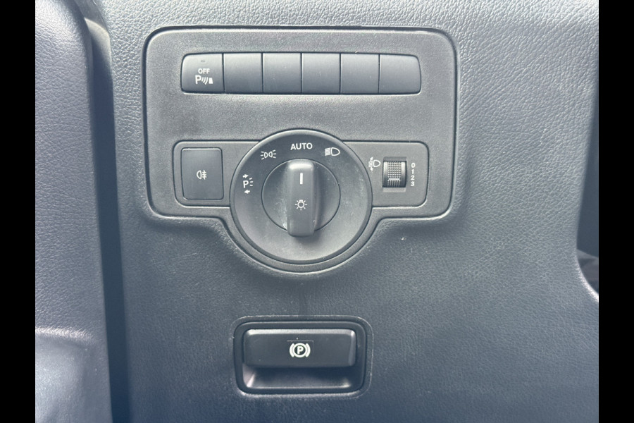 Mercedes-Benz eVito 112 66 kWh 280km WLTP 97% (SOH) Snelladen L2H1 Climate Control Cruise Control Carplay Camera Stoelverwarming