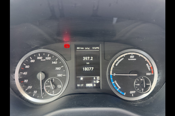 Mercedes-Benz eVito 112 66 kWh 280km WLTP 97% (SOH) Snelladen L2H1 Climate Control Cruise Control Carplay Camera Stoelverwarming