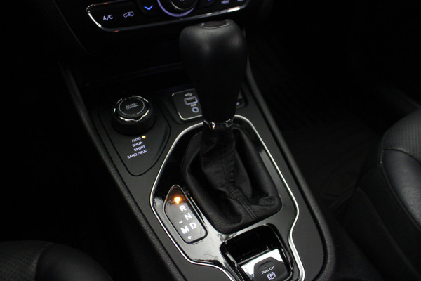 Jeep Cherokee 3.2 V6 Limited AWD |Stoel/stuur verw.|Camera|