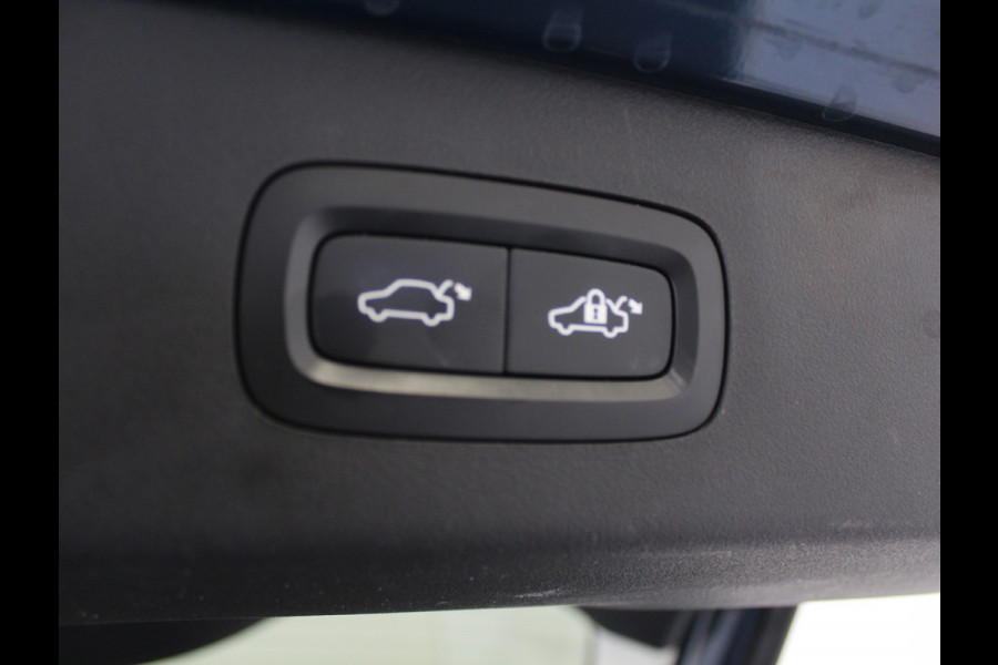Lynk & Co 01 1.5 CARPLAY | CLIMATE | STOELVERW | 360CAMERA | PANODAK | WIFI | LED | DAB | NAVI | ELECSTOEL+MEM | ELECAKLEP | ADAPCRUISE