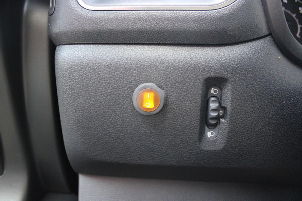 Renault Master T35 2.3 dCi 165PK L3 | OPRIJWAGEN | AUTOTRANSPORTER | 3500KG | LIER | CRUISE CONTROL | AIRCO | ZEEPPOMP EN KRAAN | VERLICHTING BUITENZIJDE | TREKHAAK | NIEUWE AUTO! |