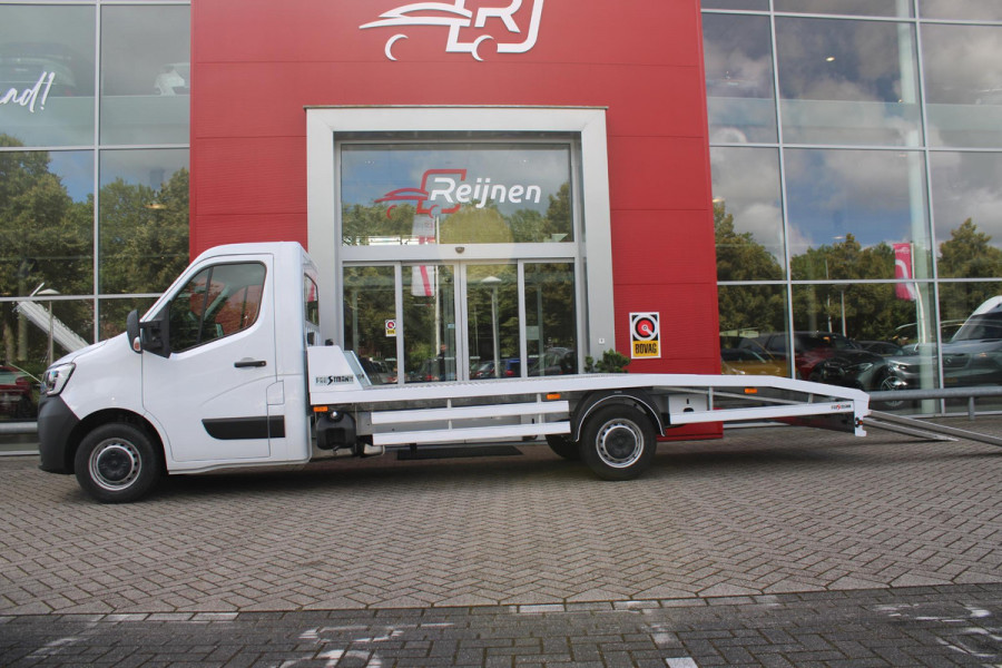 Renault Master T35 2.3 dCi 165PK L3 | OPRIJWAGEN | AUTOTRANSPORTER | 3500KG | LIER | CRUISE CONTROL | AIRCO | ZEEPPOMP EN KRAAN | VERLICHTING BUITENZIJDE | TREKHAAK | NIEUWE AUTO! |