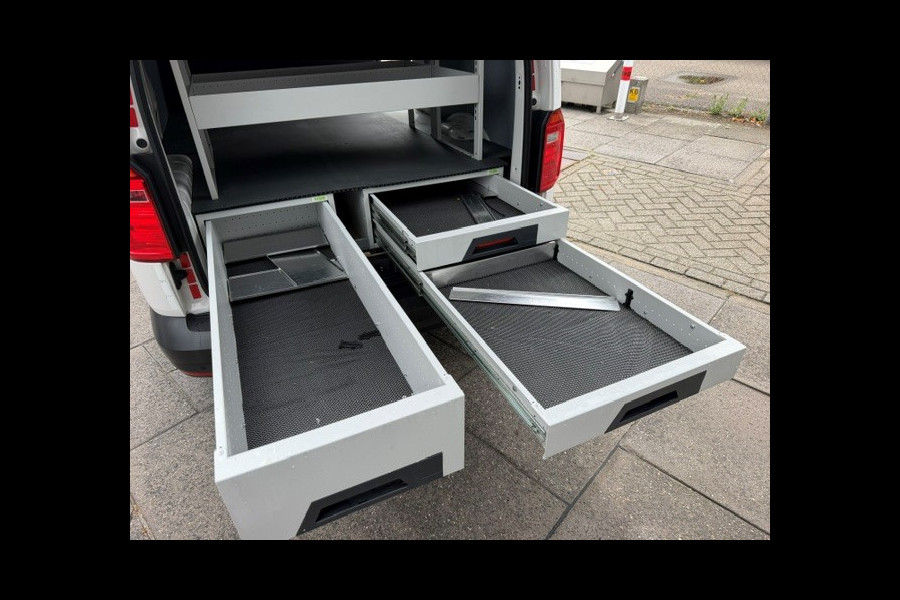Volkswagen Caddy 1.4 TGI L2H1 EcoFuel Maxi AIRCO I MULTIMEDIA I CRUISE CONTROL I 1e EIGENAAR I COMPLETE ONDERHOUDSHISTORIE I RIJDEN OP GROEN GAS = CO2 NEUTRAAL 220-VOLT CONVERTER I OOK LEVERBAAR ZONDER KASTJES IN LAADRUIMTE