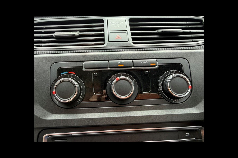 Volkswagen Caddy 1.4 TGI L2H1 EcoFuel Maxi AIRCO I MULTIMEDIA I CRUISE CONTROL I 1e EIGENAAR I COMPLETE ONDERHOUDSHISTORIE I RIJDEN OP GROEN GAS = CO2 NEUTRAAL 220-VOLT CONVERTER I OOK LEVERBAAR ZONDER KASTJES IN LAADRUIMTE
